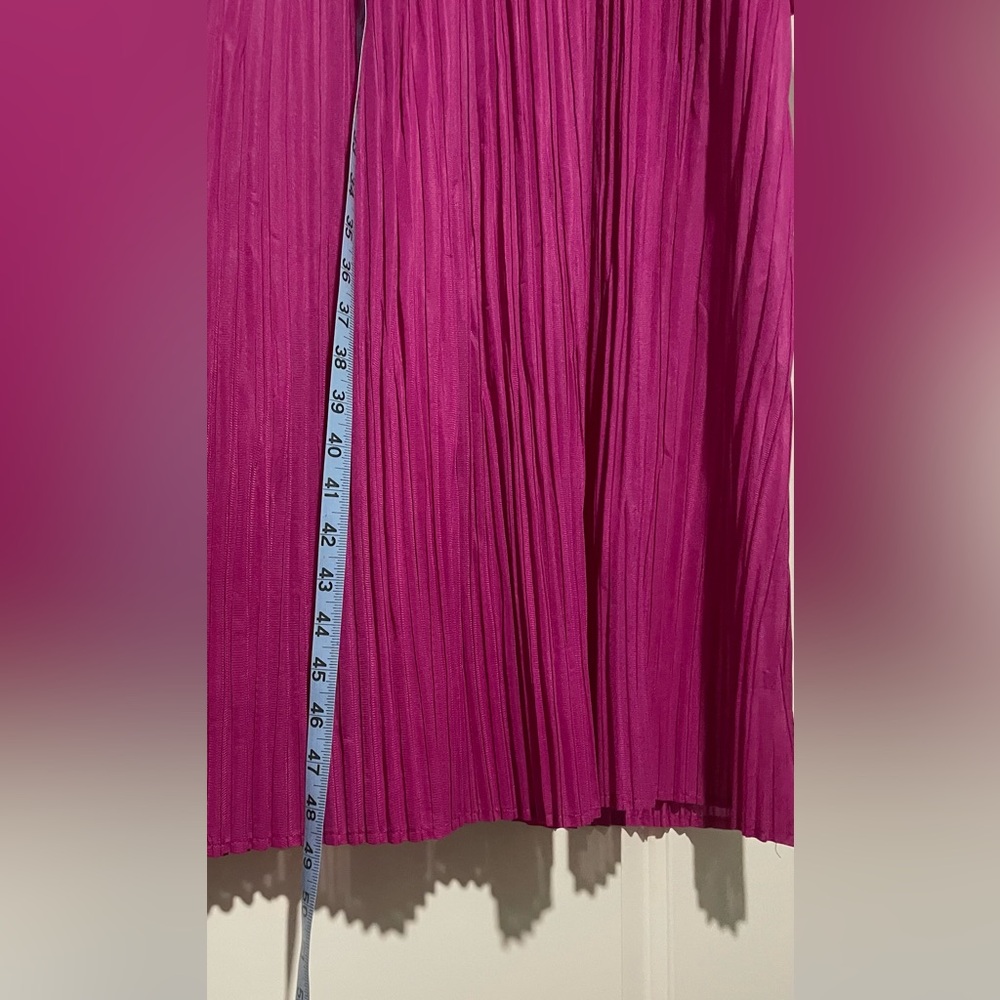 🩷Pleated Dress Magenta -One Size🩷 - Picture 6 of 7
